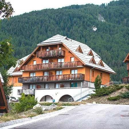 2 Pieces Avec Balcon Et Parking A Pra Loup - Fr-1-504-194 * Uvernet-Fours